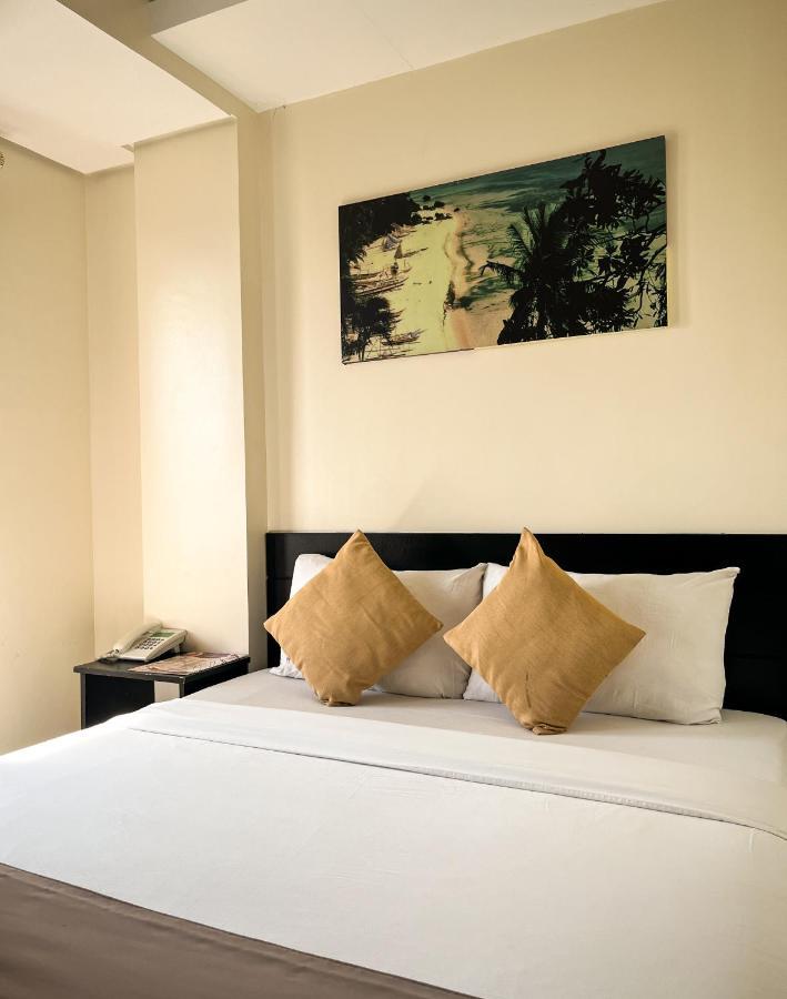 Navarro Hotel Caticlan Ngoại thất bức ảnh