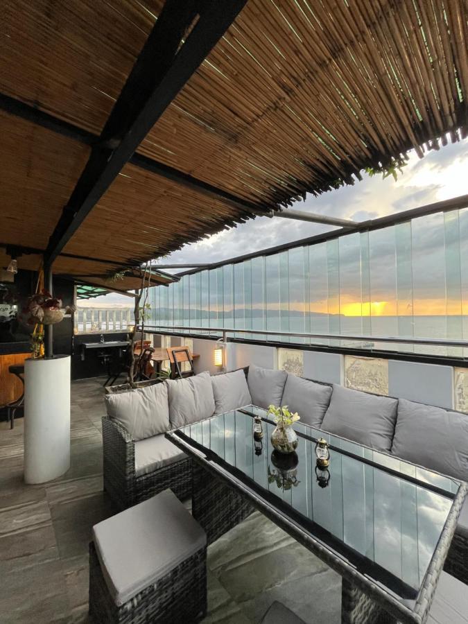 Navarro Hotel Caticlan Ngoại thất bức ảnh
