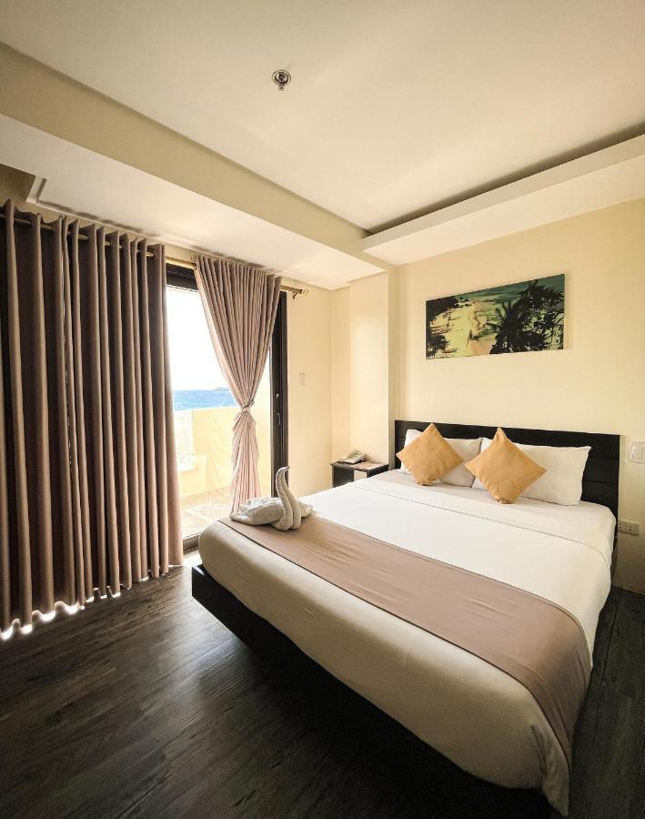 Navarro Hotel Caticlan Ngoại thất bức ảnh